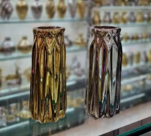 فروش عمده گلدان شیشه ای کروم مدل تندیس