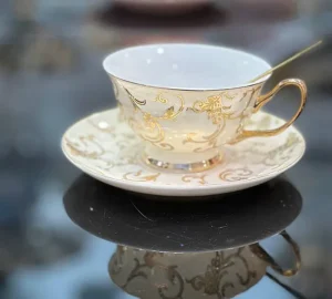 فروش عمده ست فنجان و نعلبکی تک نفره طرح گلدار