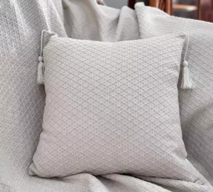 فروش عمده کوسن مربع منگوله دار ترمه