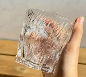 فروش عمده نیم لیوان شیشه ای دفرمه یخی